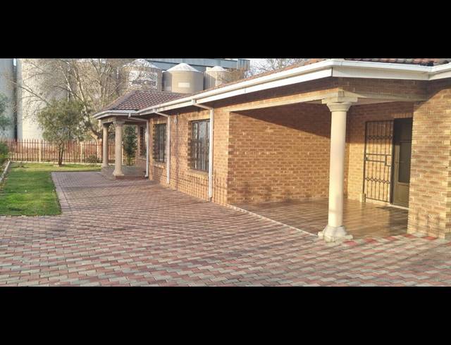 3 BEDROOM HOUSE SOLD IN DANNHAUSER